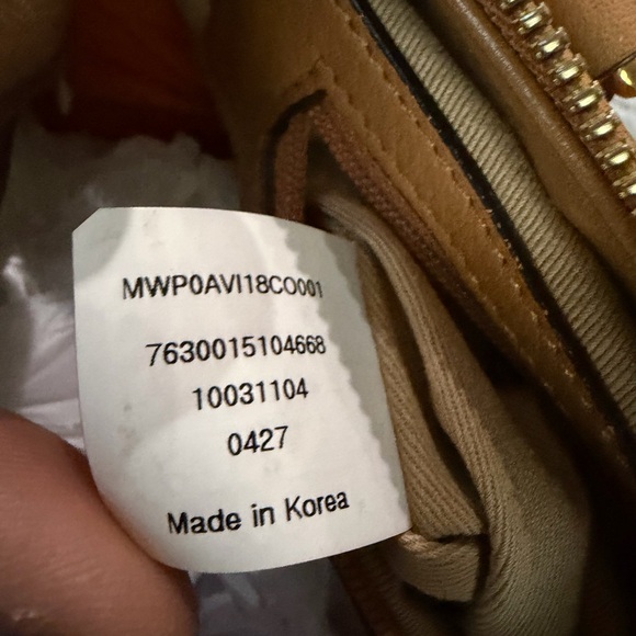 MCM Congac Logo Shoulder Bag - Picture 8 of 12